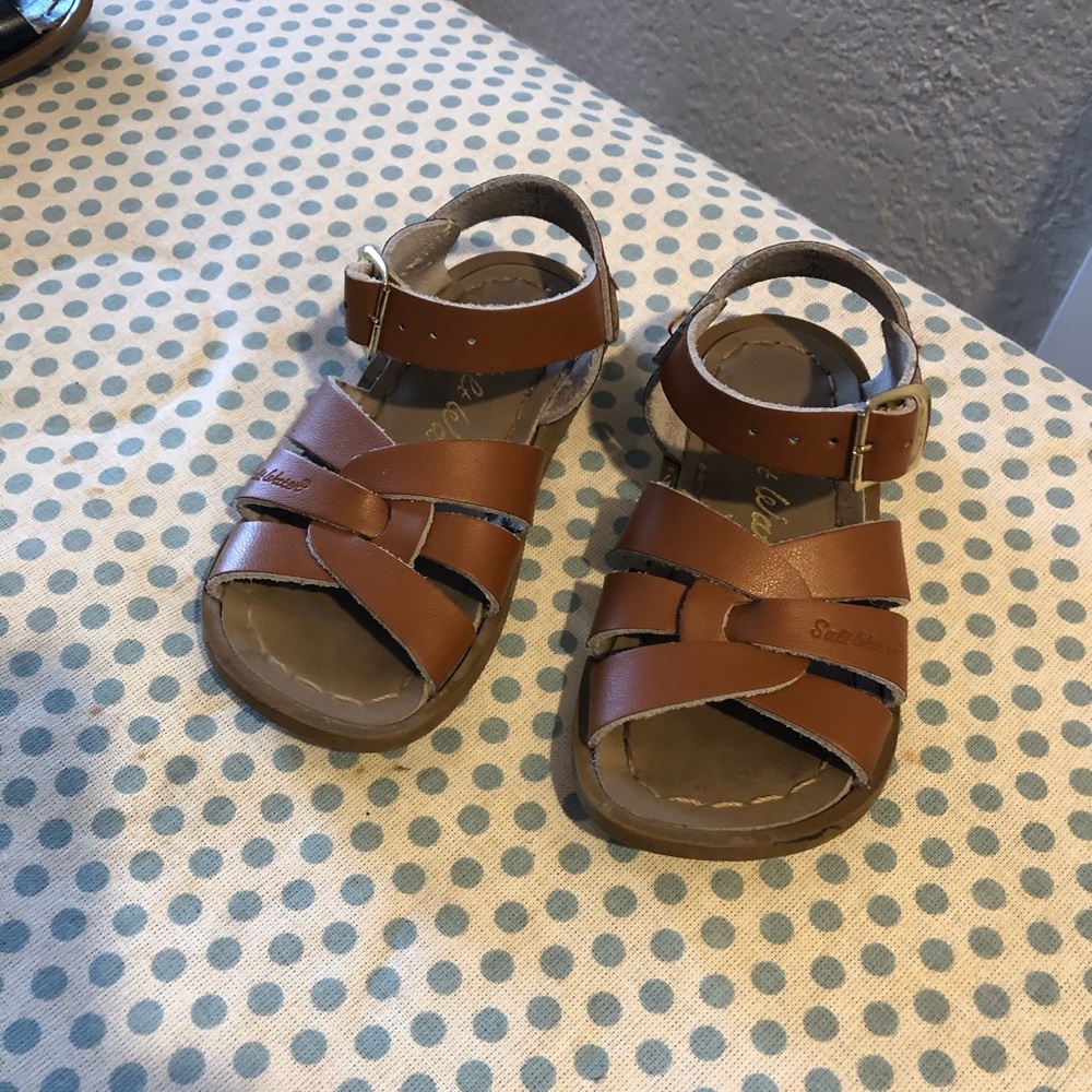 Tan Saltwater sandal